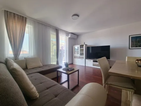 Rent, two bedroom apartment, 93m², Petrovac, Budva - image 1