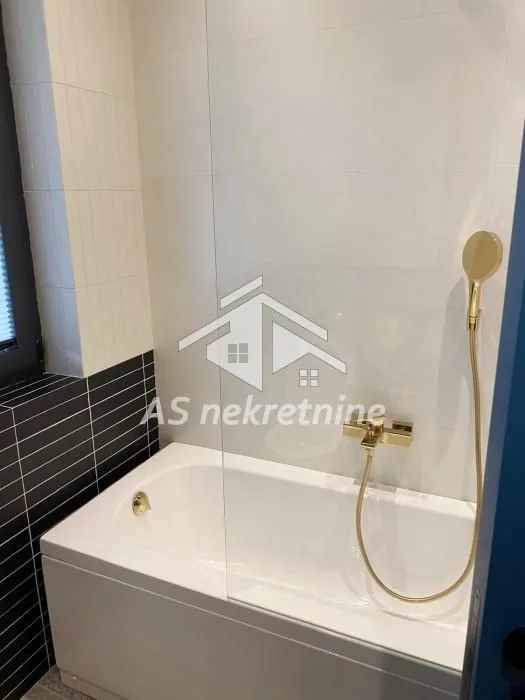 Rent, three bedroom apartment, 145m², Neimar, Vračar Sve Podlokacije