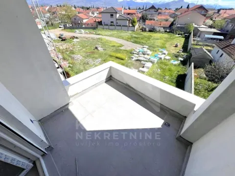 Sale, two bedroom apartment, 50m², Zabjelo, Podgorica - image 10