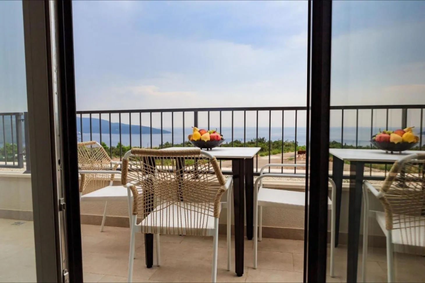 Prodaja, dvosoban stan, 95m², Tivat, Crna Gora