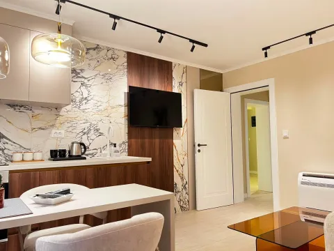 Sale, house, 180m², Radanovići, Kotor - image 9