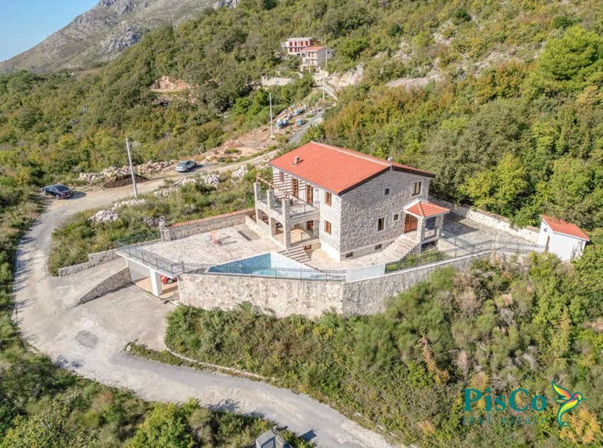 Prodaja, stan, 466m², Reževići, Budva