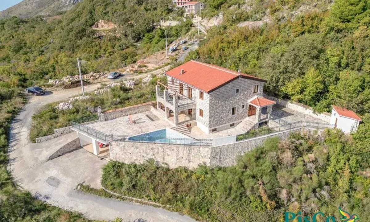 Sale, apartment, 466m², Reževići, Budva