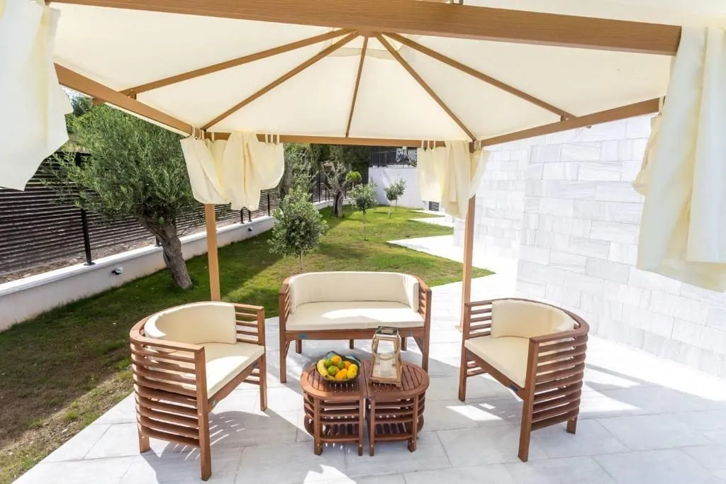 Prodaja, kuća, 490m², Đenovići, Herceg Novi