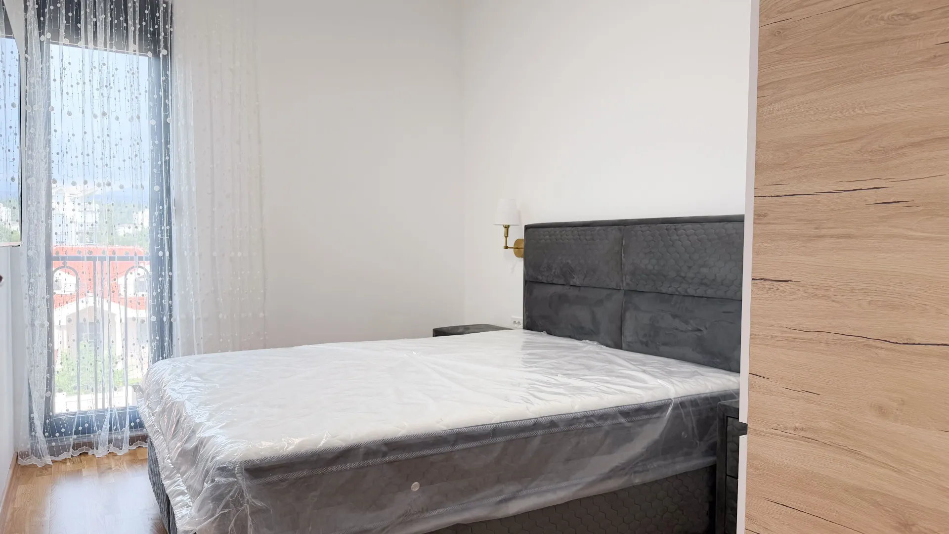 Izdavanje, dvosoban stan, 68m², Zabjelo, Podgorica