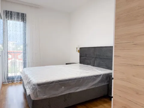 Izdavanje, dvosoban stan, 68m², Zabjelo, Podgorica - image 11
