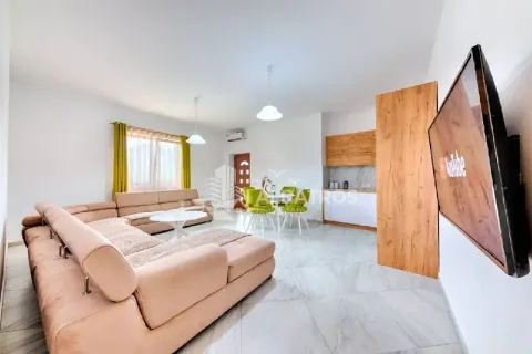 Rent, two bedroom apartment, 80m², Župci, Bar - image 3