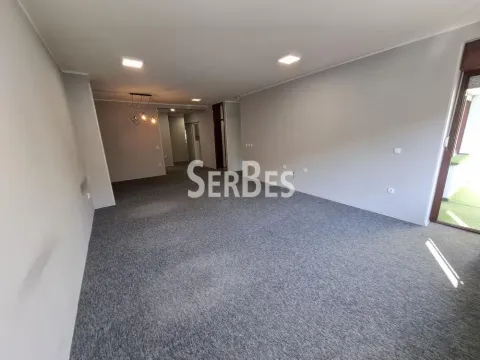 Izdavanje, četvorosoban stan, 120m², Grbavica, Novi Sad Sve Podlokacije - image 4