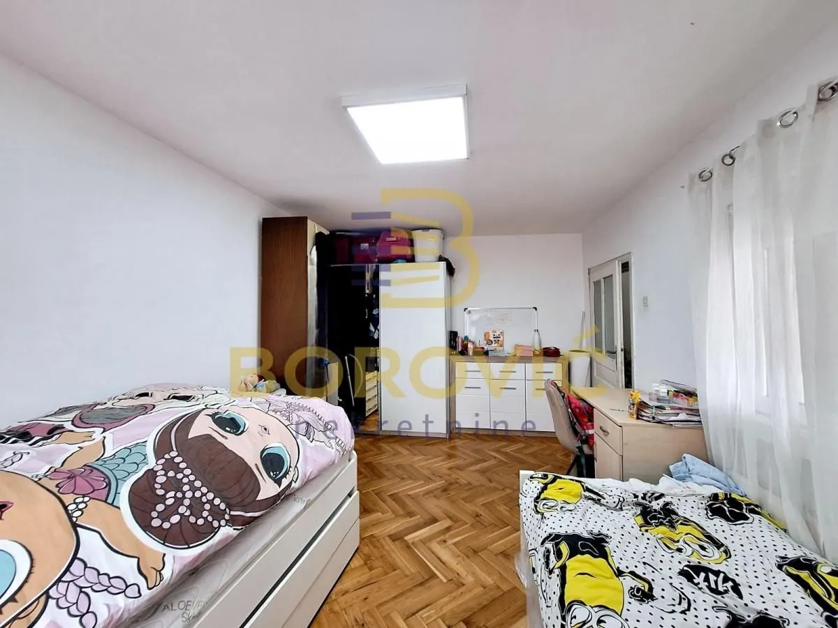 Sale, house, 80m², Voždovac Sve Podlokacije, Beograd