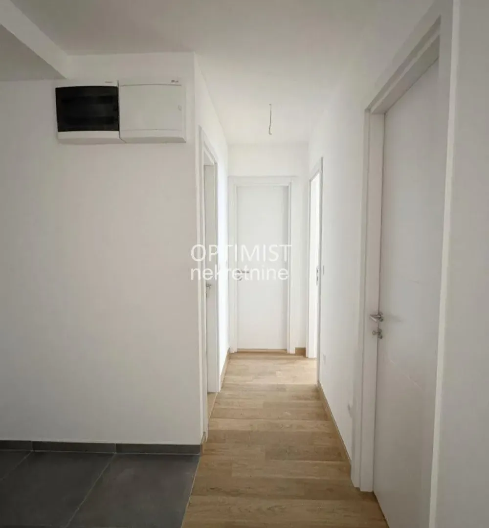 Sale, two bedroom apartment, 70m², Voždovac Sve Podlokacije, Beograd