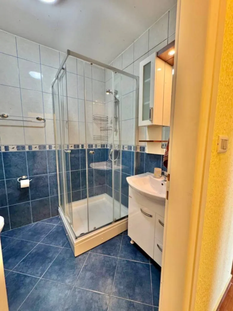 Prodaja, jednosoban stan, 79m², Donja Lastva, Tivat