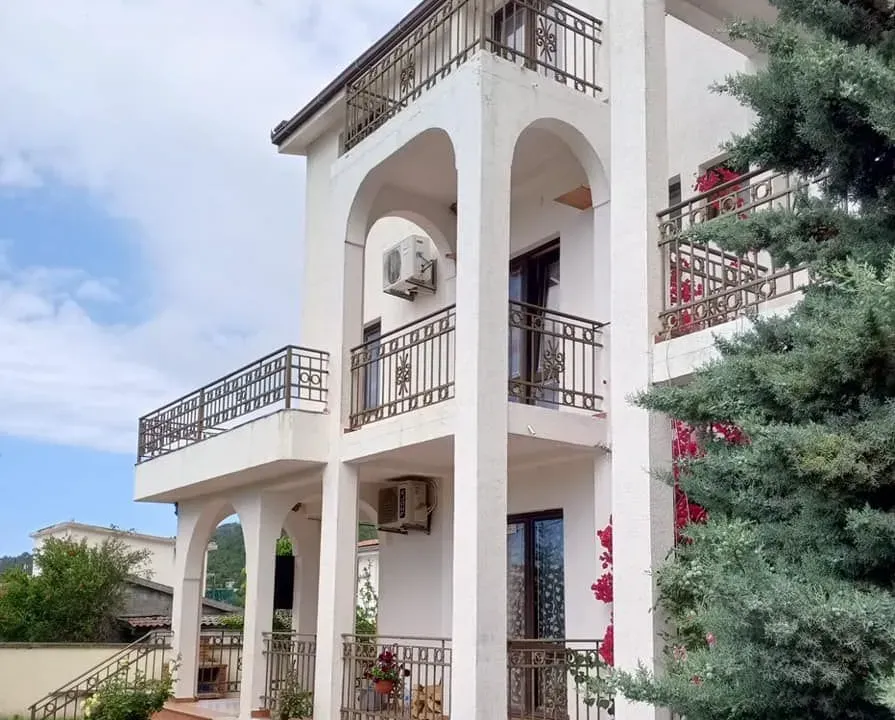 Prodaja, kuća, 410m², Sutomore, Bar