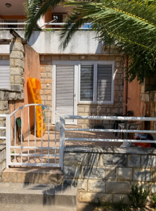 Sale, studio apartment, 37m², Petrovac, Budva