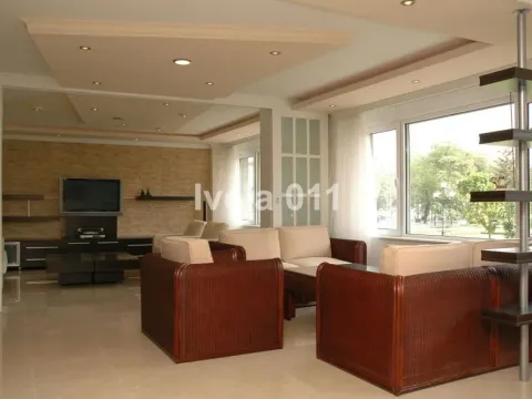 Rent, two bedroom apartment, 106m², Stari Grad, Beograd - image 2