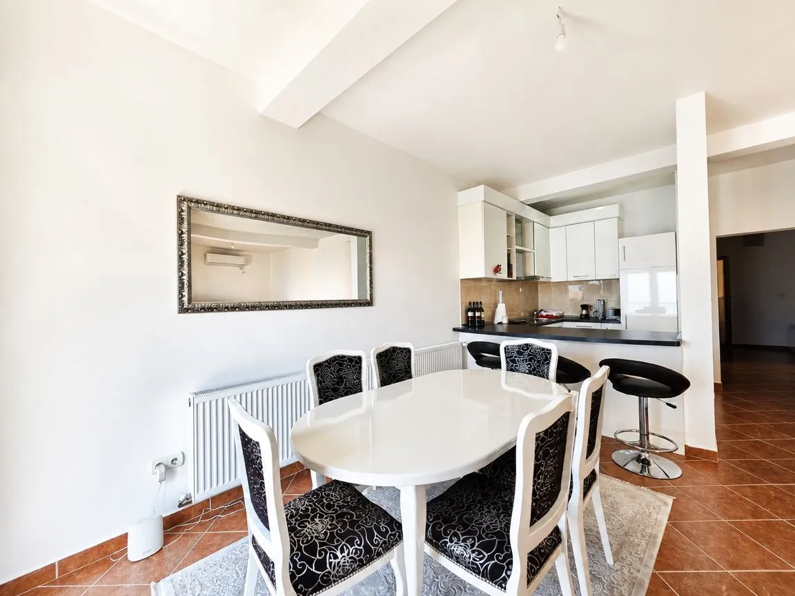 Prodaja, dvosoban stan, 109m², Seoce, Budva