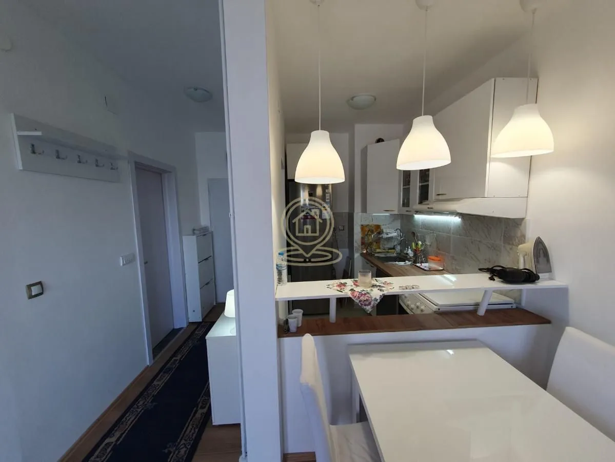Rent, two bedroom apartment, 40m², Stari Grad, Beograd