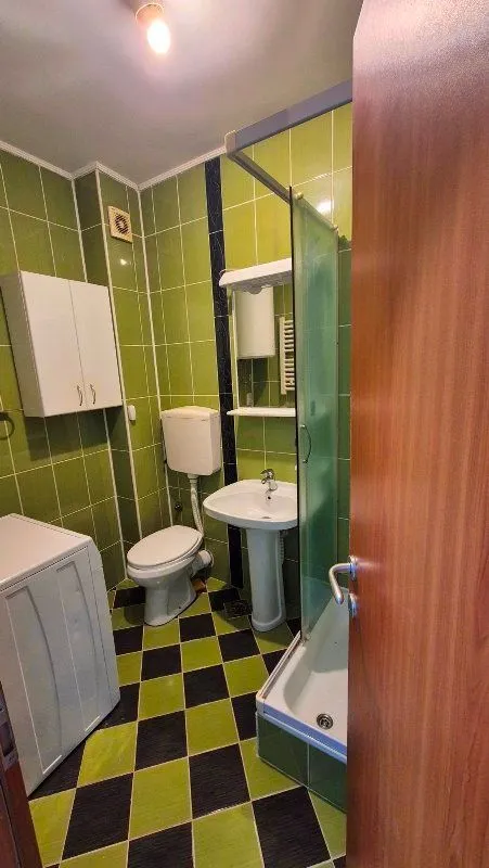 Prodaja, dvosoban stan, 48m², Voždovac Sve Podlokacije, Beograd