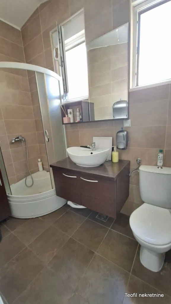 Sale, apartment, 118m², Đeram Pijaca, Beograd