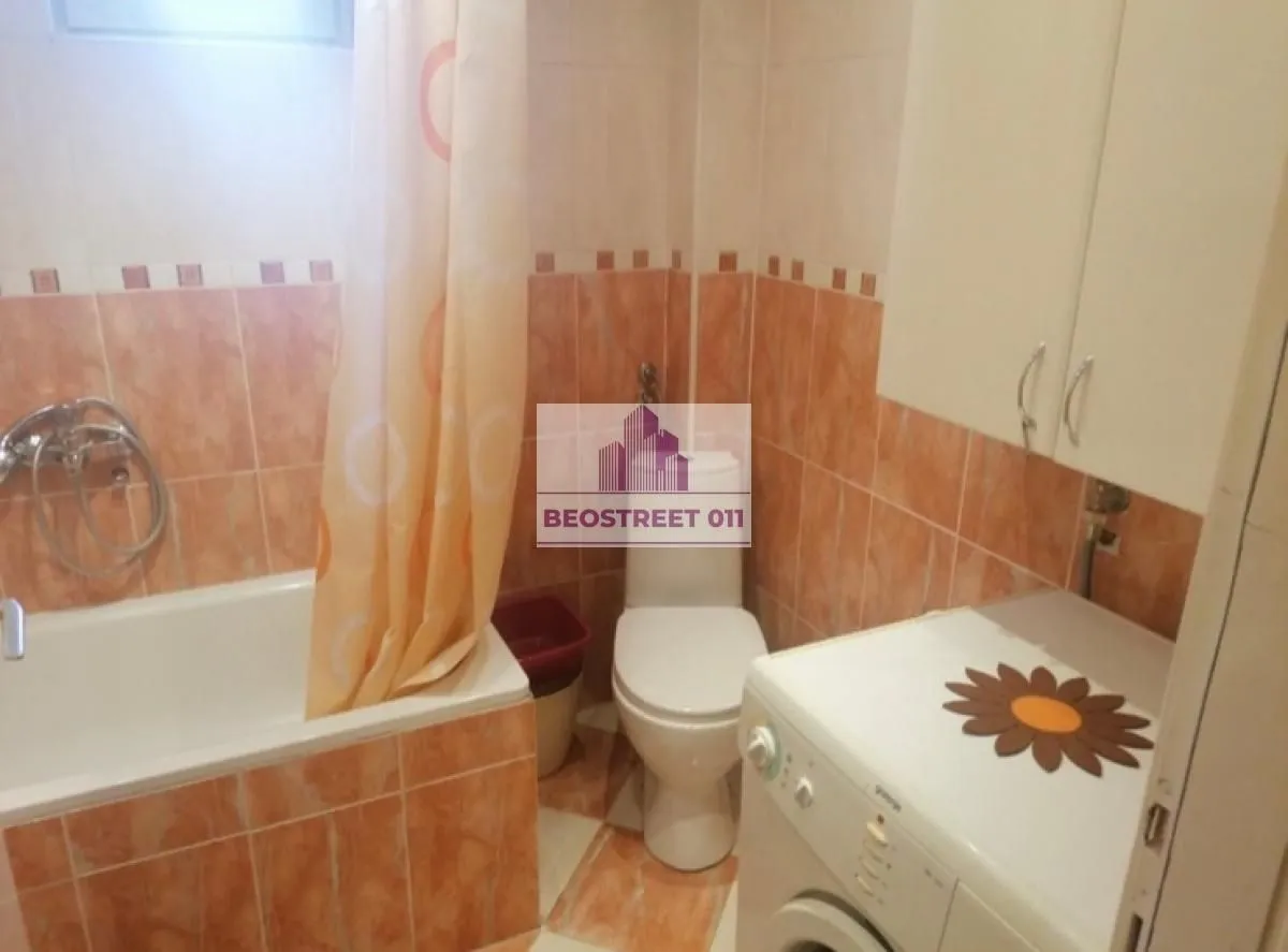 Prodaja, trosoban stan, 80m², Dedinje Sve Podlokacije, Beograd