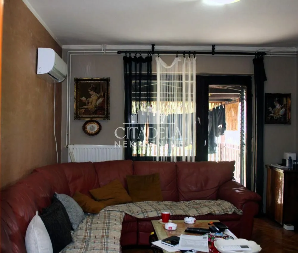 Sale, house, 188m², Meljak, Barajevo