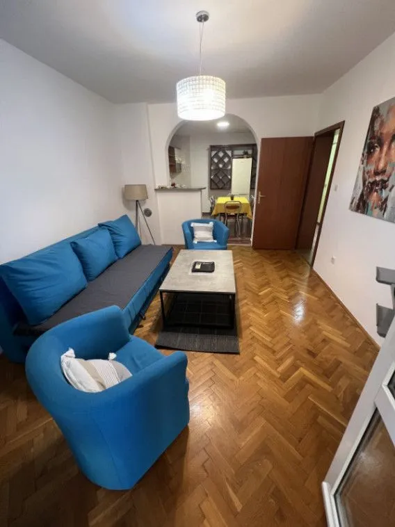 Rent, one bedroom apartment, 55m², Centar, Bar