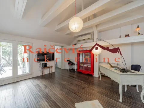 Sale, three bedroom apartment, 82m², Kalenić Pijaca, Vračar Sve Podlokacije - image 2