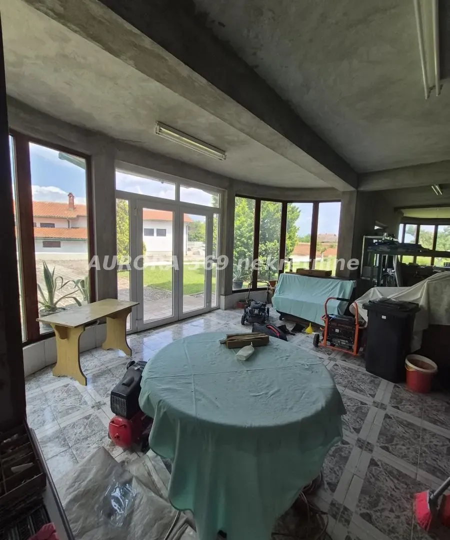 Prodaja, dvosoban stan, 360m², Skupljen, Vladimirci