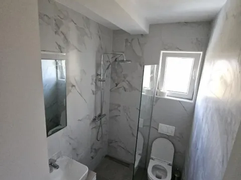 Rent, two bedroom apartment, 56m², Kalimanj, Tivat - image 22