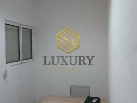 Izdavanje, poslovni prostor, 145m², City Kvart, Podgorica - image 3