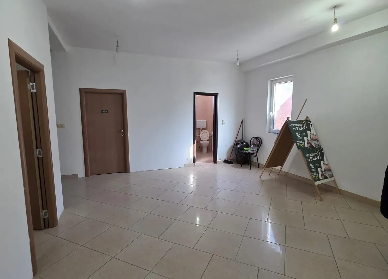 Sale, office space, 209m², Centar, Plav