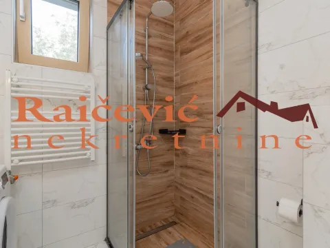 Rent, two bedroom apartment, 40m², Šumice, Beograd - image 17