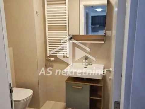 Izdavanje, trosoban stan, 74m², Čukarica, Beograd - image 7