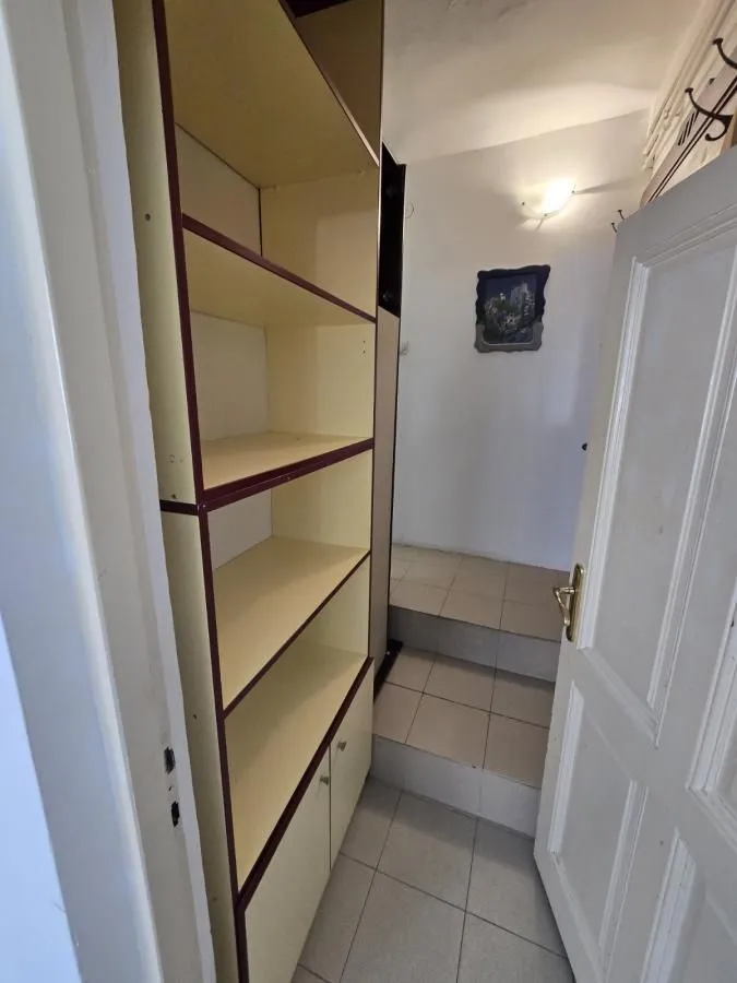 Izdavanje, garsonjera, 25m², Centar, Niš