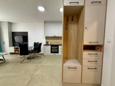 Prodaja, jednosoban stan, 45m², Bečići, Budva - image 7