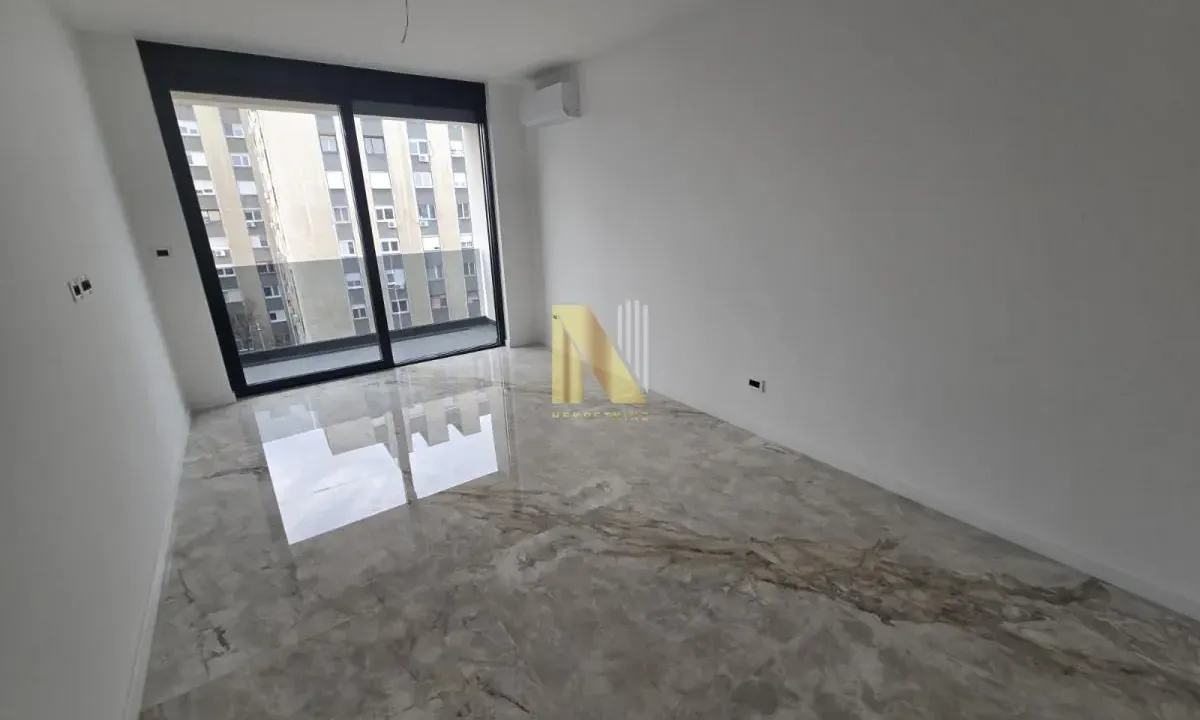 Izdavanje, jednosoban stan, 50m², Spens, Novi Sad Sve Podlokacije