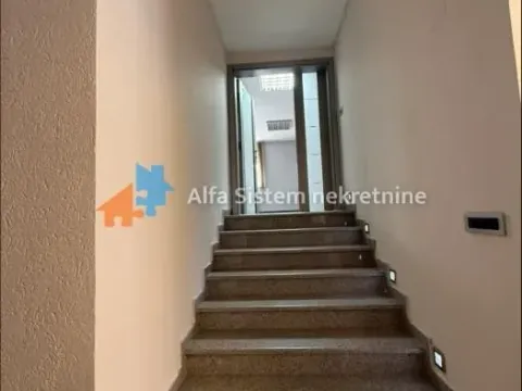 Rent, office space, 144m², Južni Bulevar, Vračar Sve Podlokacije - image 16