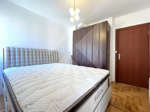 Rent, three bedroom apartment, 92m², 1 maj, Podgorica - image 6