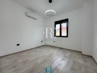 Izdavanje, kuća, 150m², Donja Gorica, Podgorica - image 12