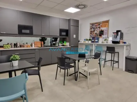 Izdavanje, poslovni prostor, 1310m², Novi Beograd Sve Podlokacije, Beograd - image 15