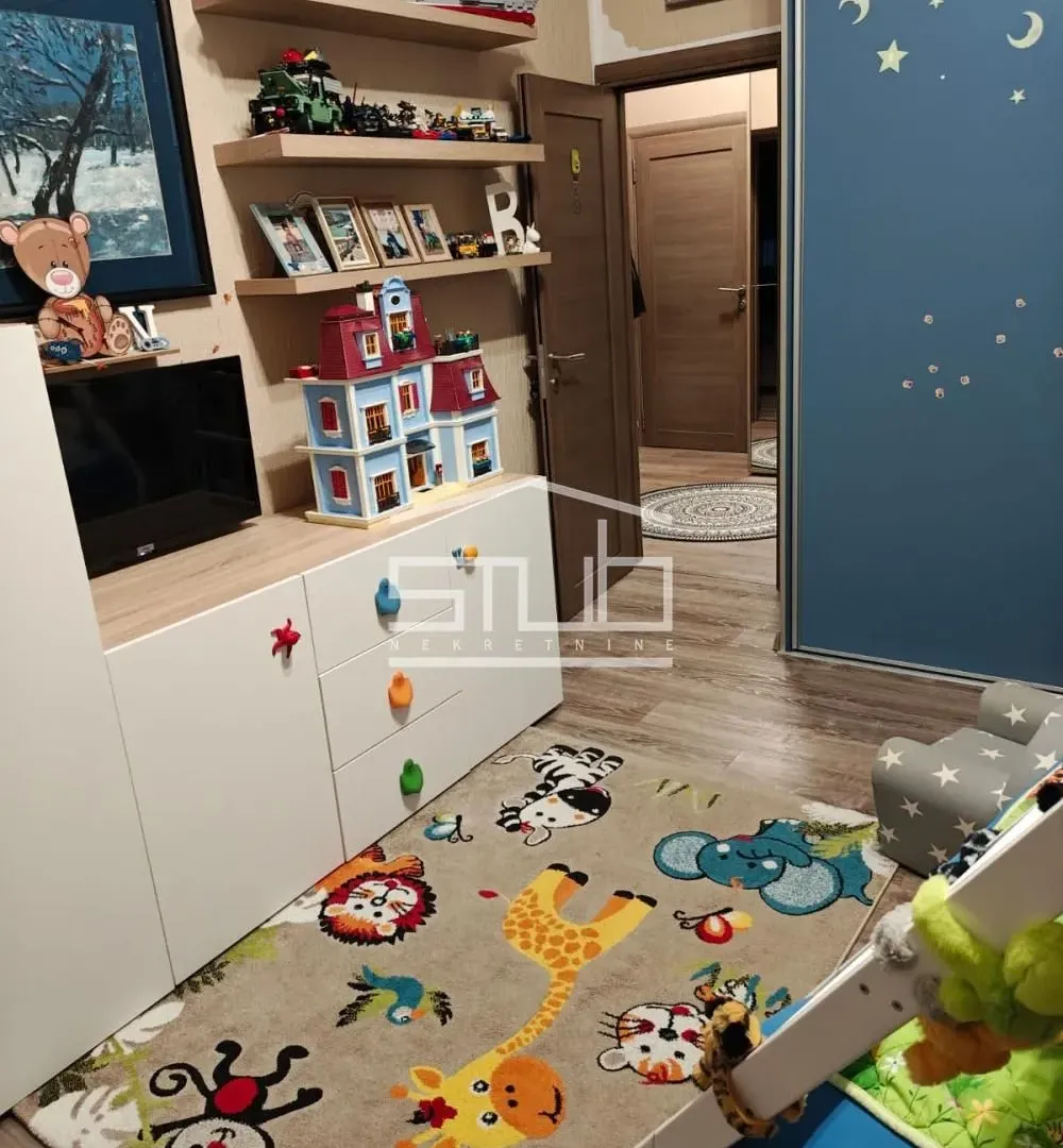 Prodaja, trosoban stan, 70m², Senjak, Beograd