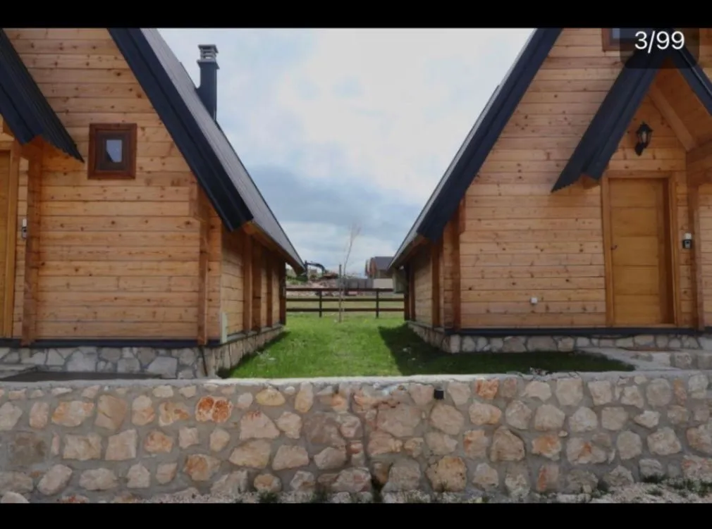 Prodaja, kuća, 832m², Razvršje, Žabljak