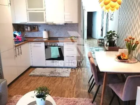 Sale, apartment, 92m², Zemun Gornji Grad, Zemun Sve Podlokacije - image 5