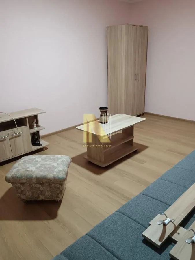Izdavanje, dvosoban stan, 48m², Banatić, Novi Sad Sve Podlokacije