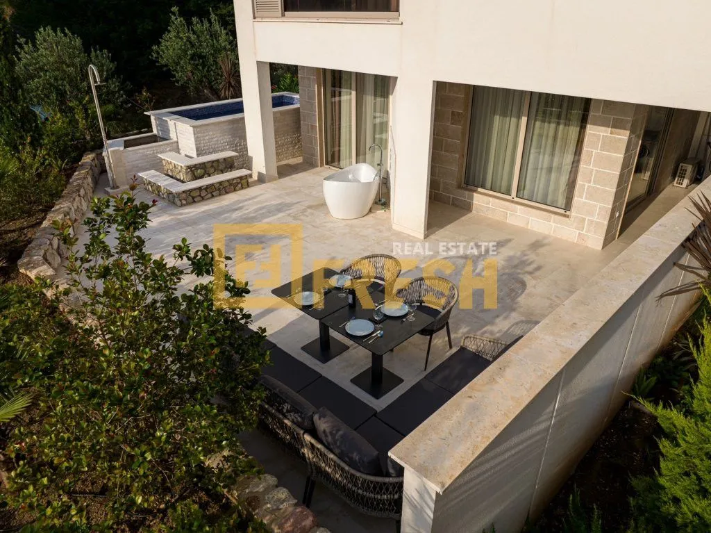 Sale, one bedroom apartment, 136m², Rafailovići, Budva