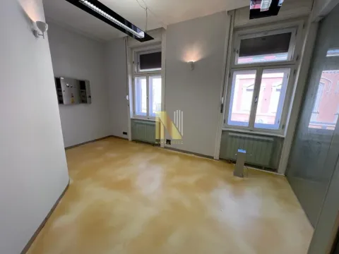 Izdavanje, poslovni prostor, 360m², Centar, Novi Sad - image 7