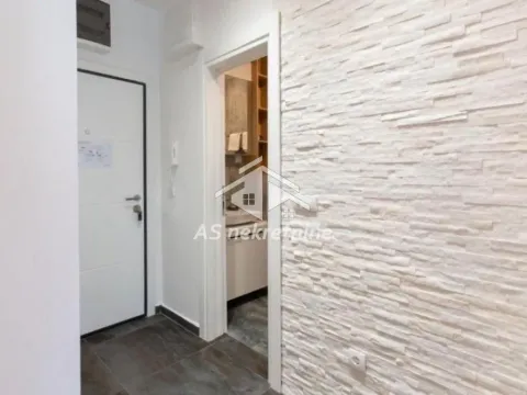 Rent, two bedroom apartment, 43m², Novi Beograd Sve Podlokacije, Beograd - image 27