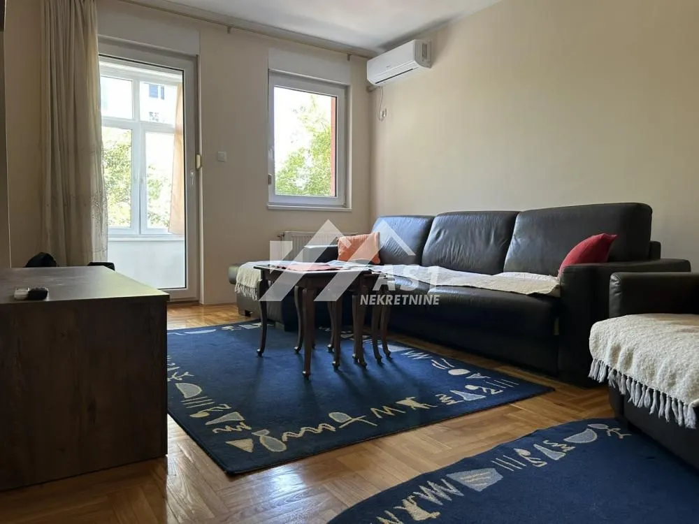 Izdavanje, dvosoban stan, 50m², Sajam, Novi Sad Sve Podlokacije
