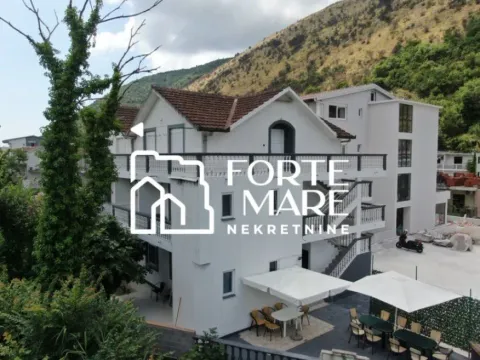 Prodaja, kuća, 181m², Igalo, Herceg Novi