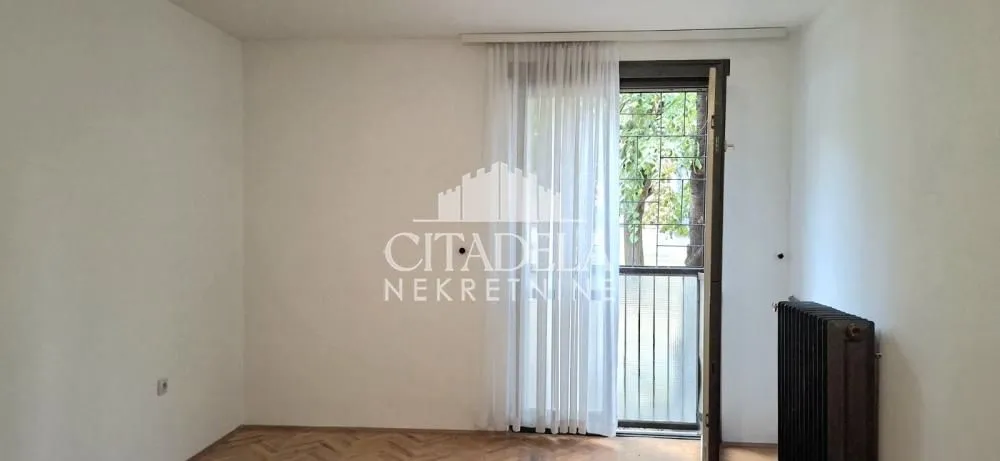 Izdavanje, jednosoban stan, 36m², Banovo Brdo, Beograd