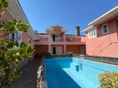 Izdavanje, kuća, 400m², Donja Gorica, Podgorica - image 2